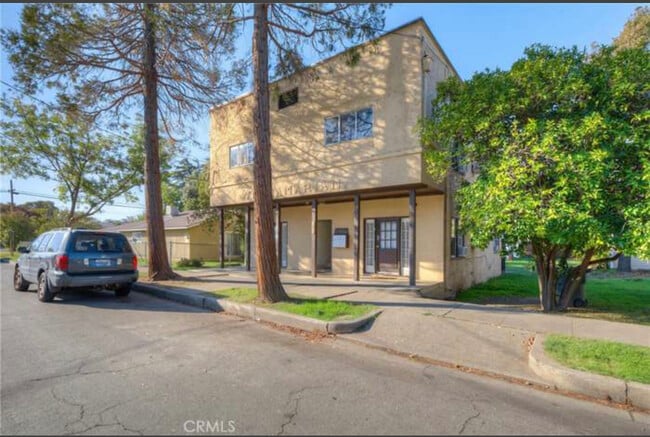 1440 3rd Ave, Unit #2 in Oroville, CA - Foto de edificio - Building Photo