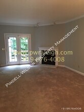 6144 Loch Laural Ln in Raleigh, NC - Building Photo - Building Photo
