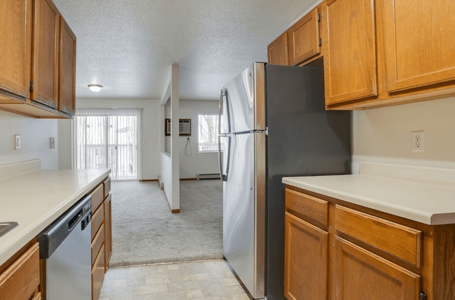 Sandstone Apartments in Fargo, ND - Foto de edificio - Building Photo