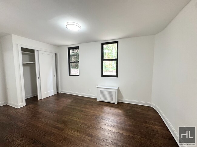 EAST 72 STREET in New York, NY - Building Photo - Building Photo