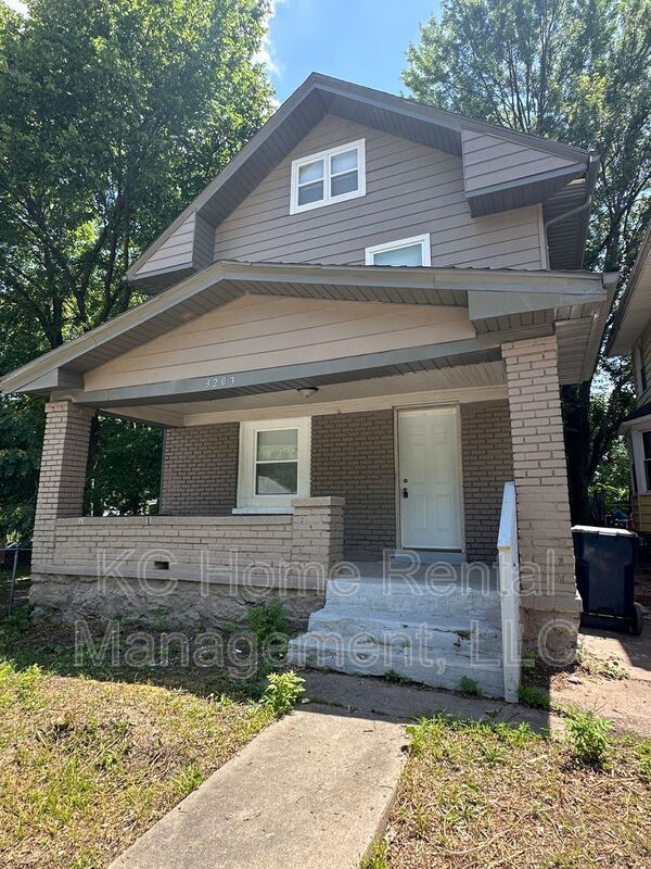 3203 E 26th Terrace in Kansas City, MO - Building Photo - Building Photo