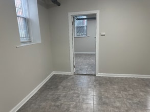 9 Bentley Ave in Jersey City, NJ - Foto de edificio - Building Photo