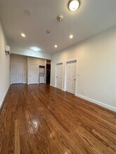 157-161-161 Post Ave in Westbury, NY - Building Photo - Building Photo
