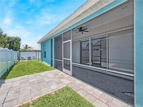 701 SE Michaels Ct in Stuart, FL - Building Photo - Building Photo