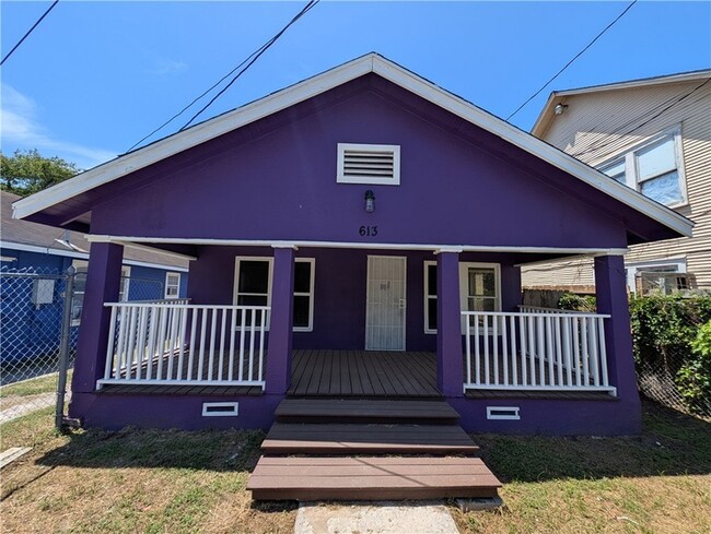 property at 613 6th St
