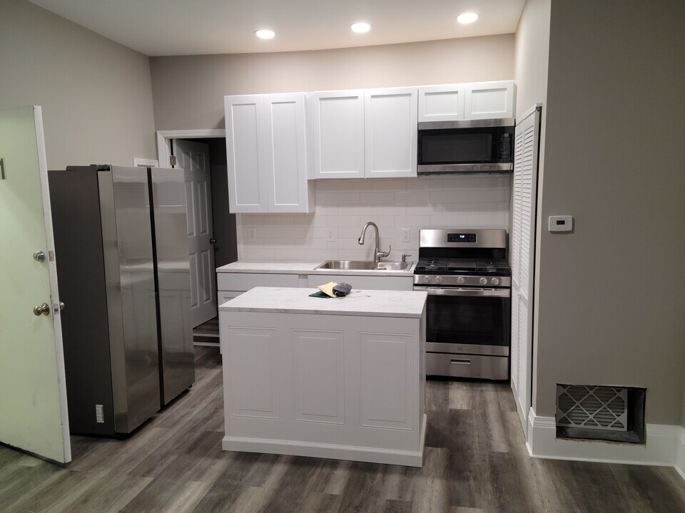 2317 Main St, Unit Apt 1 2317 main st in Buffalo, NY - Building Photo