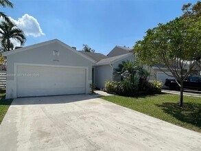 13772 SW 145th Terrace in Miami, FL - Building Photo - Building Photo