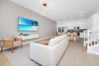302 Captiva Dr in Davenport, FL - Building Photo - Building Photo