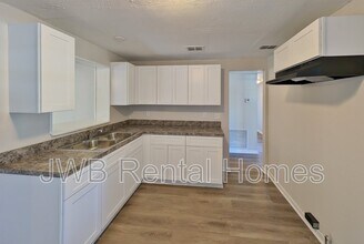 2462 Quail Ave in Jacksonville, FL - Building Photo - Building Photo