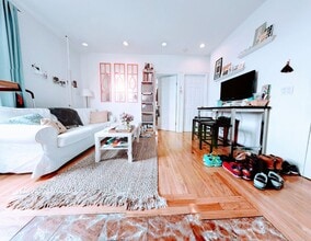 104-106 Second Ave in New York, NY - Building Photo - Building Photo