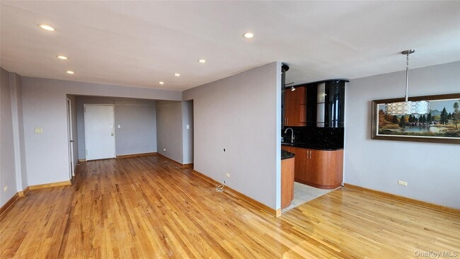 2580 Ocean Pkwy in Brooklyn, NY - Building Photo - Building Photo