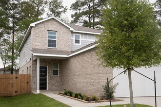 64 Valiant Ridge Trail in Magnolia, TX - Building Photo - Building Photo