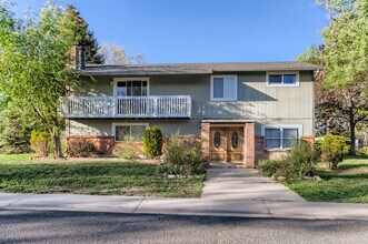 1628 Centaur Cir in Lafayette, CO - Building Photo - Building Photo
