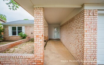 6019 14th St in Lubbock, TX - Building Photo - Building Photo