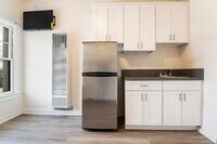 Furnished on Flint - 6