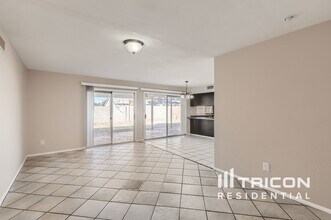850 W Lobo Ave in Mesa, AZ - Building Photo - Building Photo