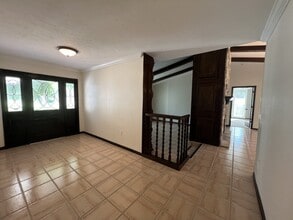 630 Nottingham Dr in Naples, FL - Building Photo - Building Photo