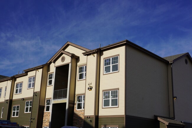 Bentley Commons in Colorado Springs, CO - Building Photo - Building Photo