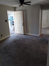 2211 Echols St in Bryan, TX - Building Photo - Building Photo