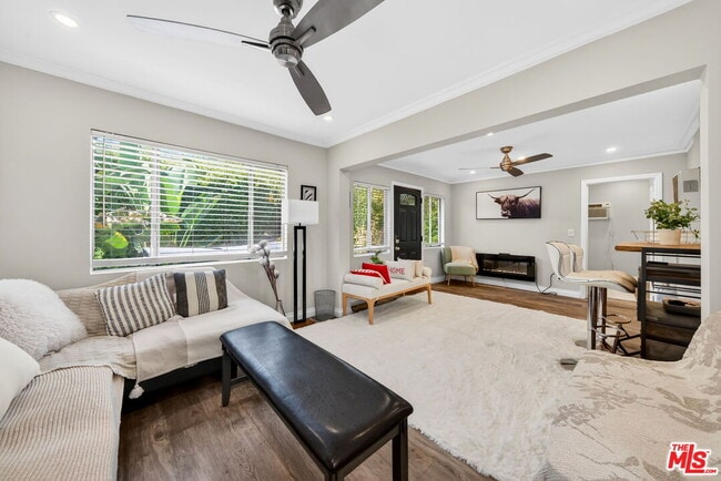 property at 1200 Tamarind Ave