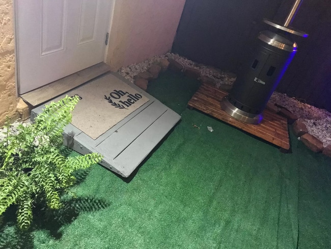 310 SW 9th Ave in Hallandale Beach, FL - Foto de edificio - Building Photo