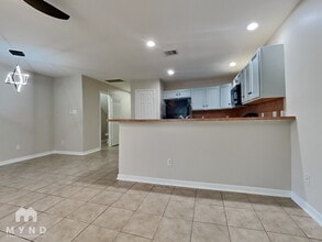 6128 Sidney St, Unit A in Houston, TX - Building Photo - Building Photo