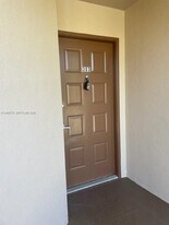 1200 SW 125th Ave in Pembroke Pines, FL - Building Photo