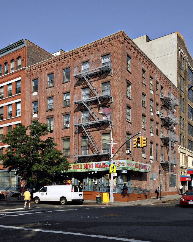 143 Avenue D in New York, NY - Foto de edificio - Building Photo