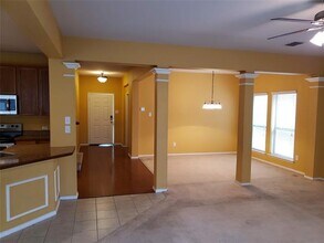 9004 Brook Hill Ln in Fort Worth, TX - Building Photo - Building Photo