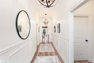 2429 Bald Cypress Dr in Baton Rouge, LA - Foto de edificio - Building Photo