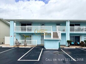 199 Wakulla Ln in Cocoa Beach, FL - Building Photo