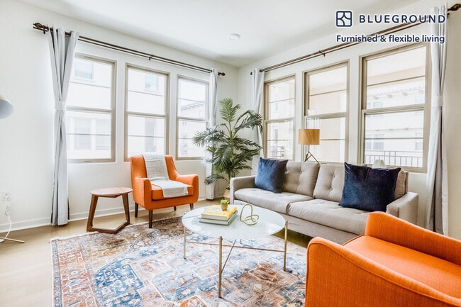 property at 1087 Bigleaf Pl
