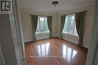 534 Golfview Ct in Oakville, ON - Building Photo - Building Photo