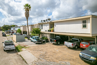 9603 Kapri Ln in Houston, TX - Building Photo - Primary Photo