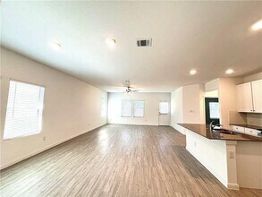 9138 Honey Mesquite in Seguin, TX - Building Photo - Building Photo