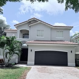 property at 1940 SE 21st Ct