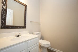 8065 Stoneham Ct in Matthews, NC - Building Photo - Building Photo