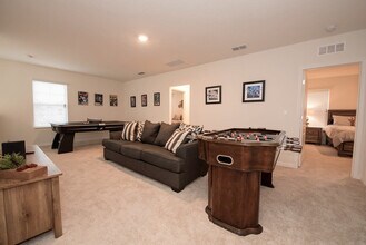 5277 Oakbourne Ave in Davenport, FL - Building Photo - Building Photo