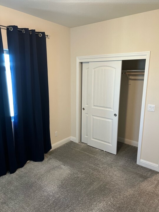 2419 Gabriel Dr in Merced, CA - Building Photo