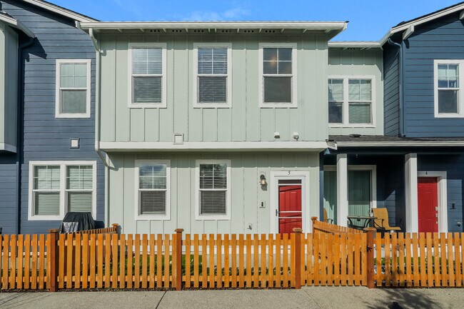 13157 175th Ave E in Bonney Lake, WA - Building Photo - Building Photo