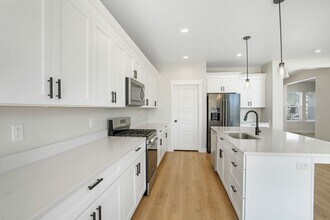 427 N High Ridge Rd in Saratoga Springs, UT - Building Photo - Building Photo