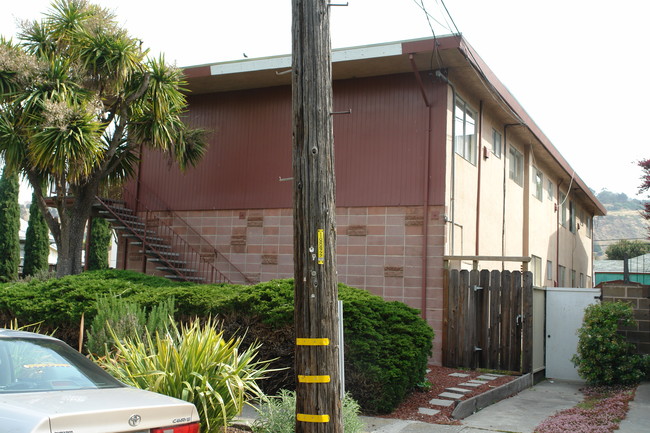 1216 Liberty in El Cerrito, CA - Foto de edificio - Building Photo