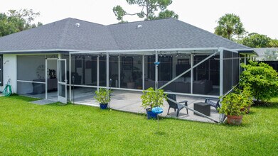 7170 High Sierra Cir in West Palm Beach, FL - Building Photo - Building Photo