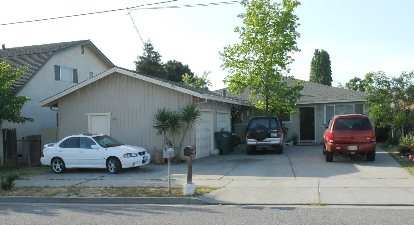 24 Barrett Ave in Morgan Hill, CA - Building Photo