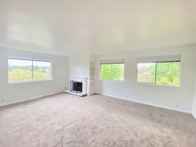 Letitia Ave S. (4051)