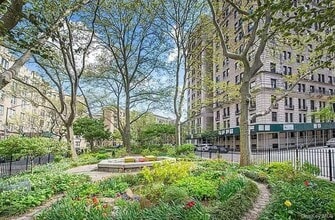 779 Riverside Dr in New York, NY - Building Photo - Building Photo