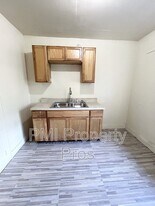 3112 N 38th St in Milwaukee, WI - Building Photo