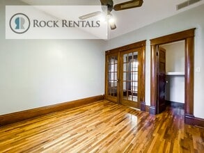 28 W 7th Ave in Hutchinson, KS - Building Photo - Building Photo