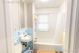 8 A Forest St in Cambridge, MA - Building Photo - Building Photo