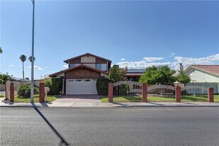 3751 El Camino Rd in Las Vegas, NV - Building Photo